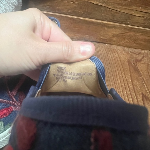 Sofft Navy Embroidered Floral Slip-On Sneakers - Picture 2 of 7